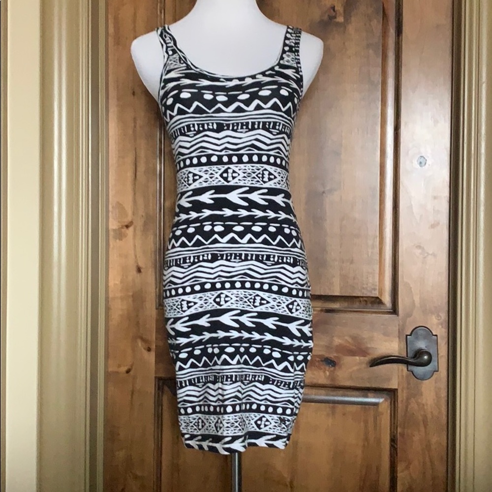 Black and white print dress